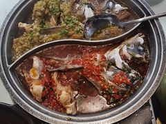 -阿瓦山寨·湘菜现炒·剁椒鱼头王(咸阳总店)