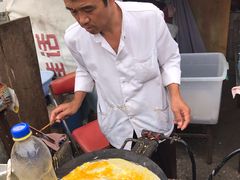 -正宗杂粮煎饼香软鸡蛋饼
