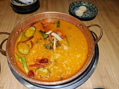 -洱火云南酸菜牛肉火锅(石景山当代商城店)