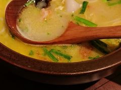 -良米山·云南野生菌过桥米线(上海首店)