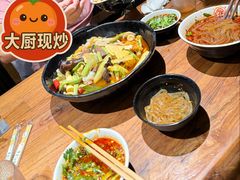 -万记麻辣烫国展总店