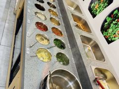 自助调料区-屋头串串(新街里店)