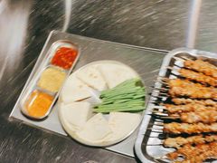 -马路牙子烧烤音乐酒馆(望京店)