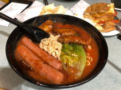 番茄汤底鸡翼出前一丁-华嫂冰室(尖沙咀店)