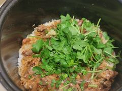 -郑猛记石岐鸽主题餐厅(长江店)