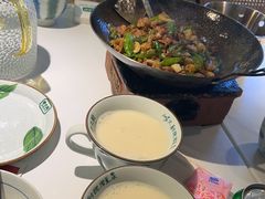 -费大厨辣椒炒肉(高铁吾悦广场店)
