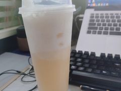 金桂龙井冰冰茶-瑞幸咖啡(解放碑英利大融城店)