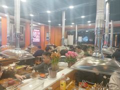 -哈尔滨小酒馆·鲜肉现穿自助烧烤(康新花园店)