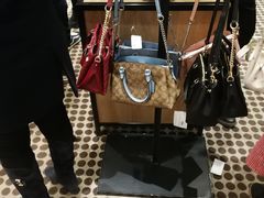 -COACH蔻驰(赛特奥特莱斯店)