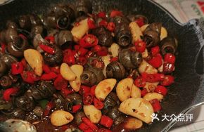 Spicy Stir-Fried Snails