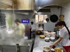 -矮子粉店1985·长沙米粉(湘春路店)