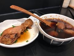 脆皮鸡腿-贡梅老面馆·蟹粉面·无锡特色小吃(南长街主推店)