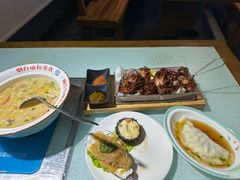 -李氏疙瘩汤·本地海鲜·老烟台菜(所城里店)