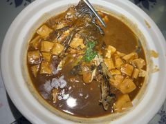 -卢大鲜鱼头捞饭(美利广场店)