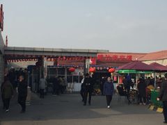 -洋县服务区-停车场