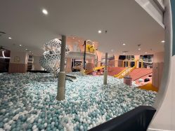 -奈尔宝家庭中心·亲子餐厅(鄞州万达店)