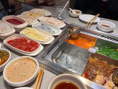 -海底捞火锅(新松江路店)