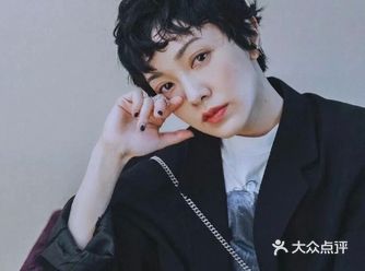 说到短发，不得不提郭采洁，她的百变造型，简直是行走的