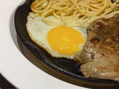 -豪客来牛排(空港华联店)