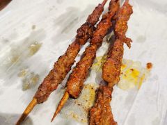 羊肉串-马路牙子地桌烤肉(工体店)