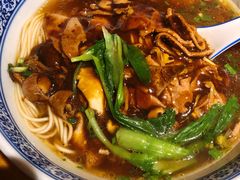 蛤蜊猪肝面-沪西老弄堂面馆(定西路店)