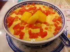 -广信牛奶甜品世家(台东店)
