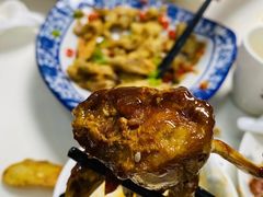 -七的湖·晚芳亭·阳澄湖农家菜·大闸蟹(莲花岛店)