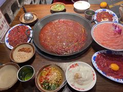 -萍姐火锅·公路夜市(武汉首店)