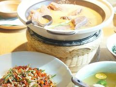 -吃饭皇帝大土家民族菜(正大广场店)