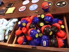 -莓园冰淇淋店