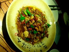 -阿瓦山寨·湘菜现炒·剁椒鱼头王(咸阳总店)