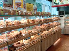 面包甜点陈列柜-新侨三宝乐面包店(崇文门店)