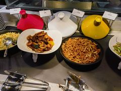 -飨食汇全日制餐厅·昆山皇冠假日酒店(九方店)