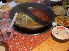 -赵美丽·重庆社区火锅·直营店(火车东站·中豪国际店)