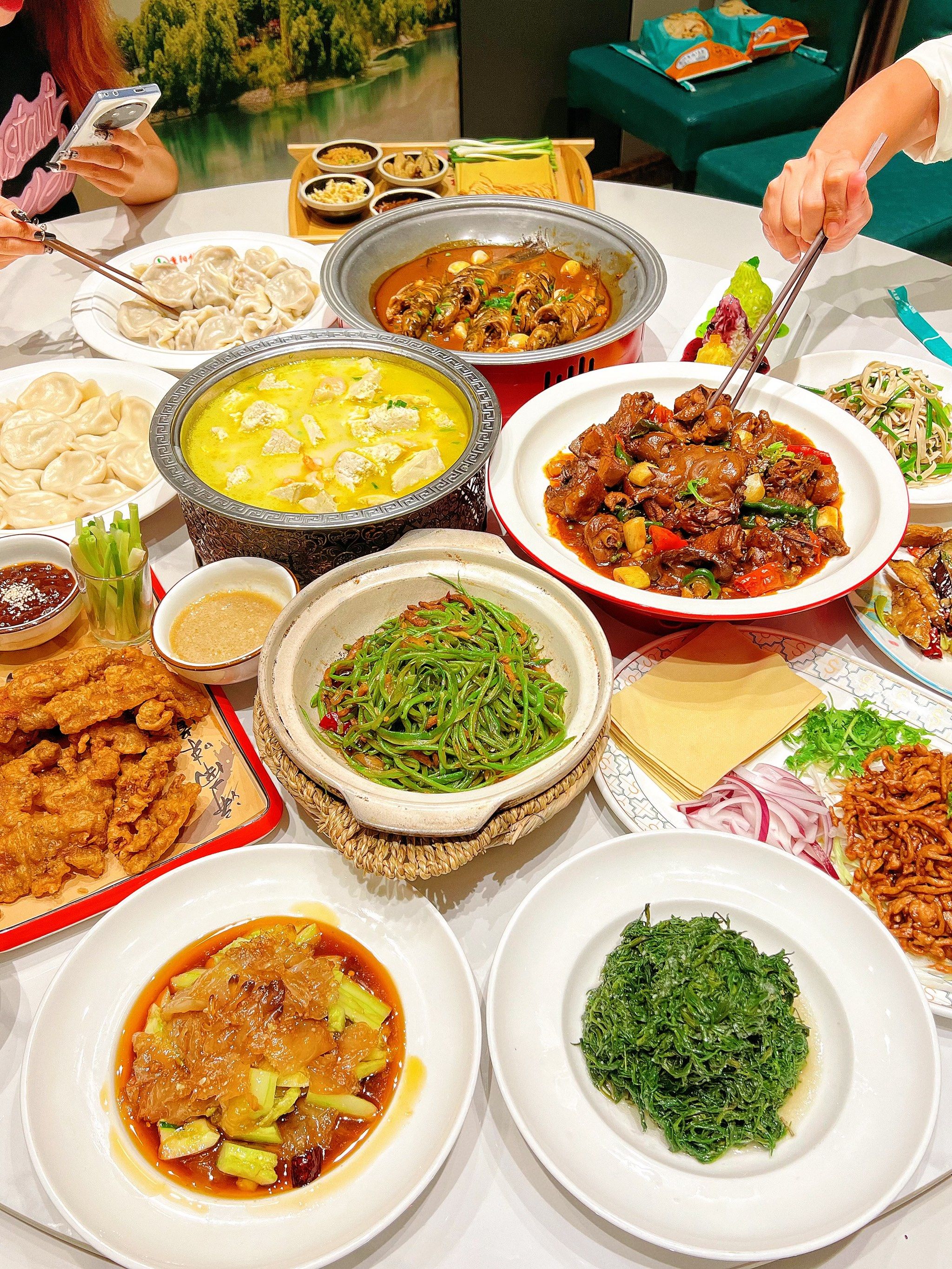 吃鲁菜得去济南当地人喜欢的吧