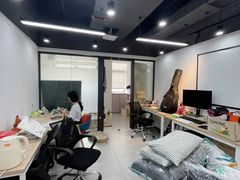 -公园前(地铁站)