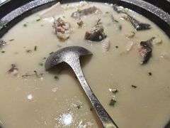 宜昌肥鱼火锅-自己人(九码头店)