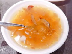 银耳雪梨羹-蝴蝶里·粤菜·点心(滨江龙湖店)