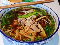 -镇南锅盖面馆(解放路店)