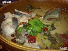 酸菜鱼-旭龙鱼头王(航华店)