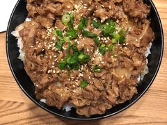 牛肉盖饭-隐泉之语日式料理(王府中环店)