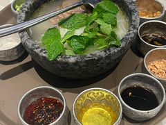 -浩海火燒雲傣家菜(芮欧百货店)