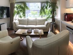 图二候诊室-精德口腔·种植修复·儿牙中心(财富中心店)