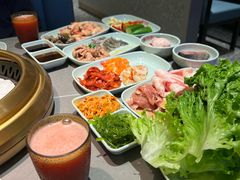 -佰烧海鲜烤肉火锅自助(世茂国际广场店)