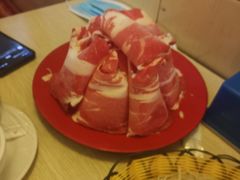 -洞庭洲·防空洞火锅·烧烤·铜锅涮肉(新百广场店)