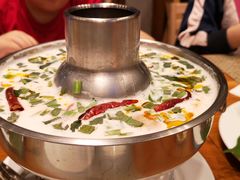 -Chom Cafe and Restaurant