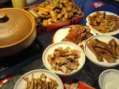 -老鼎万春卤菜(五代传承创始老店)