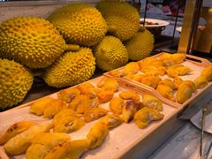 -川骄海鲜自助(王府井奥莱UP TOWN店原世界之花店)