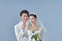 点击看大图 -挪娅婚纱摄影皇家会所