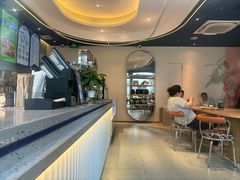 -LAVAZZA拉瓦萨咖啡(中航城君尚购物中心店)